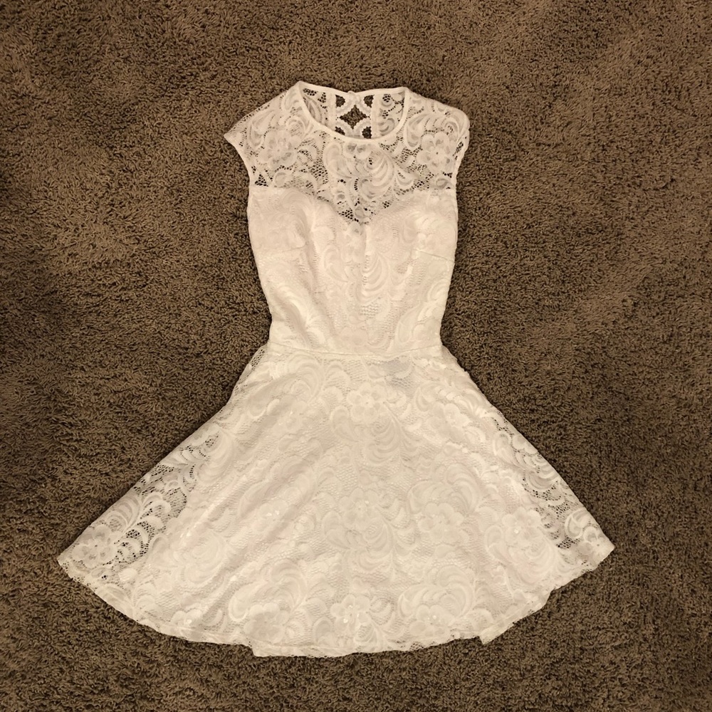Junior Girl White Dress Sleeveless Lace Size 1/2